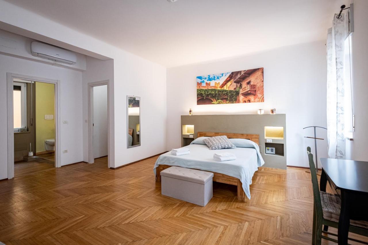 Il Salotto Del Conte Bed & Breakfast Verona Eksteriør bilde